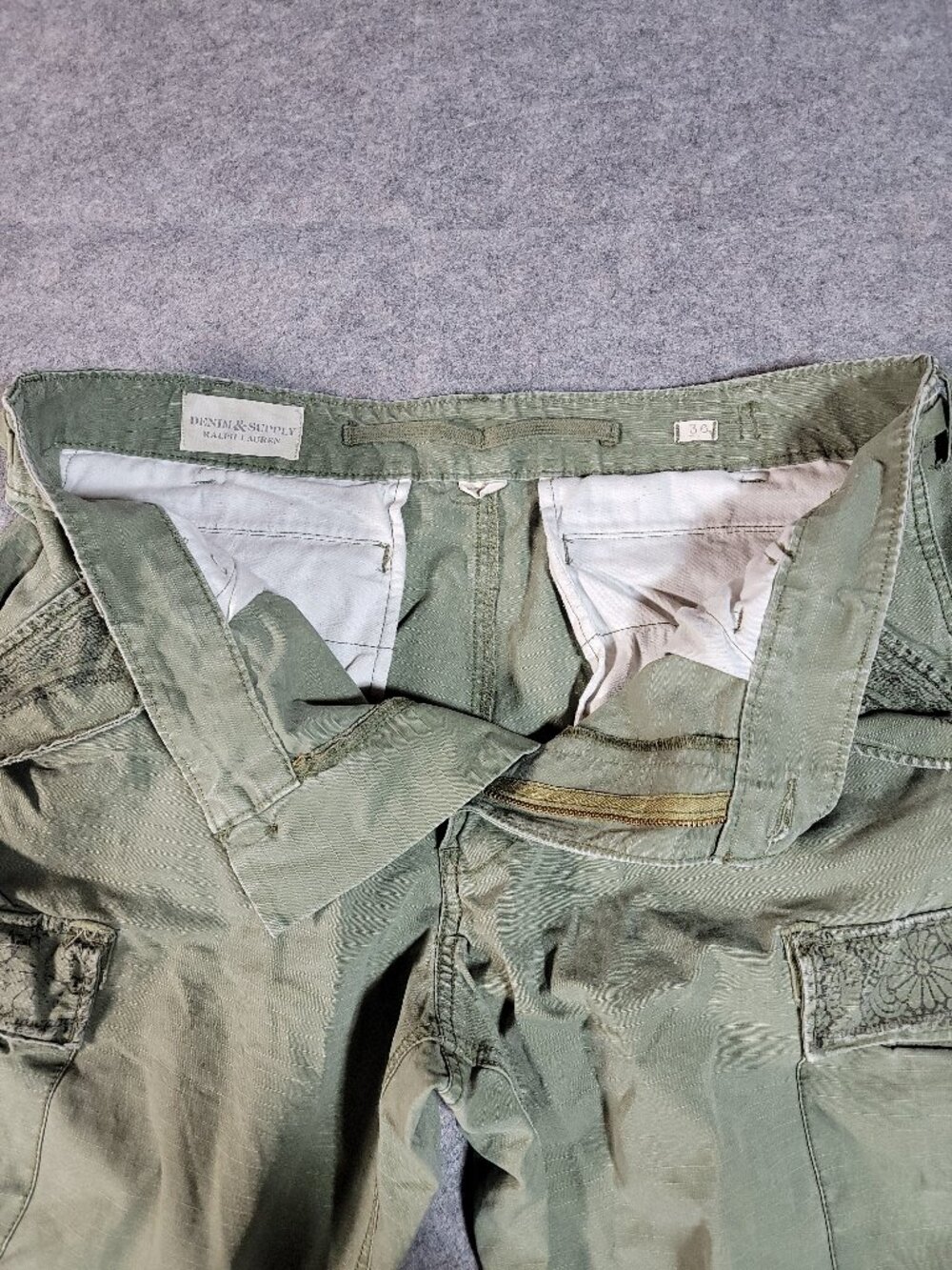 Y2K-style Denim & Supply Ralph Lauren WoodblockGraphic Cargo Shorts Mens Size36 - Picture 3 of 16